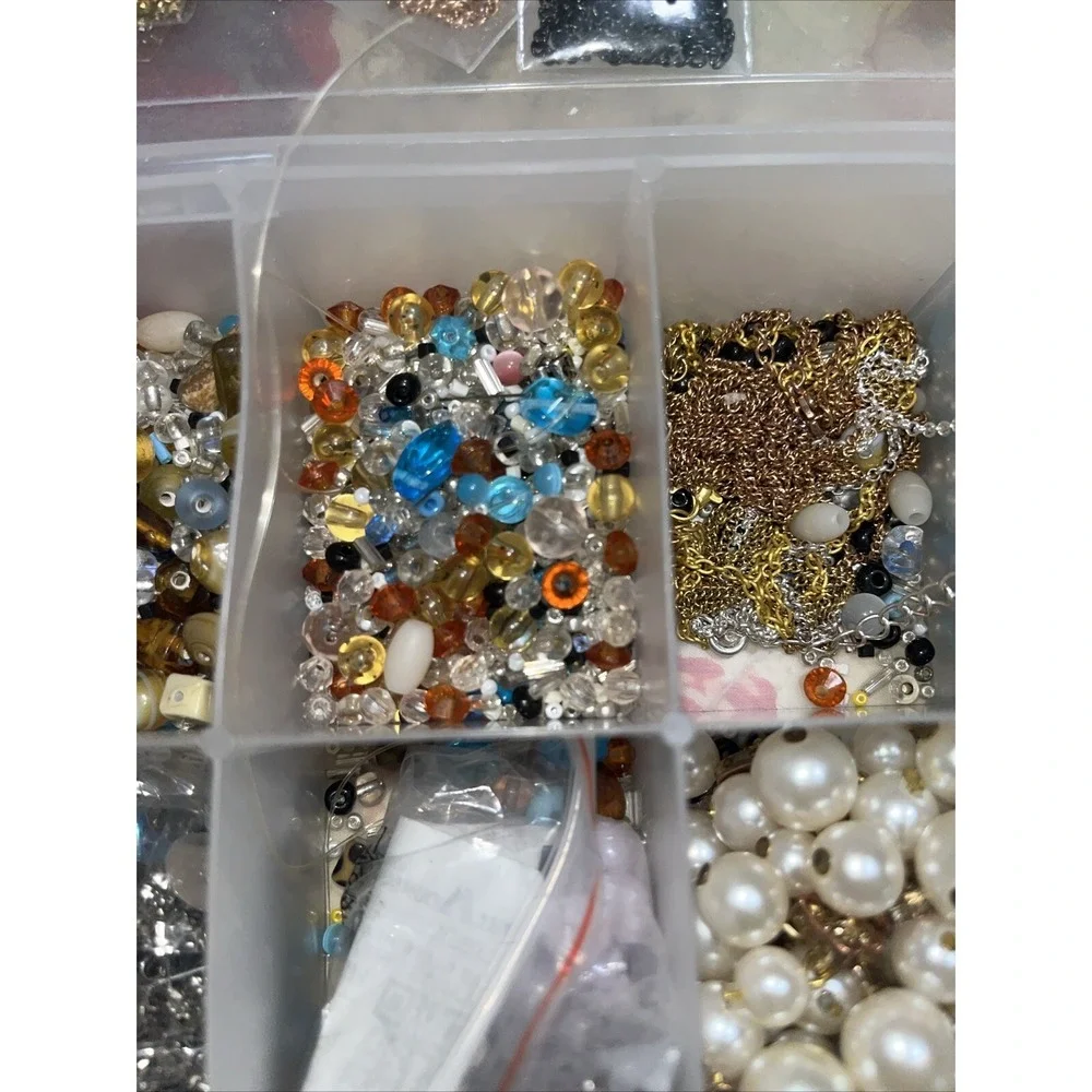 Seed Beads Lot , Findings , Turquoise Beads , Chains And‎ Divided Container